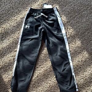 Under Armour Black and White Joggers Athletic Sweatpants